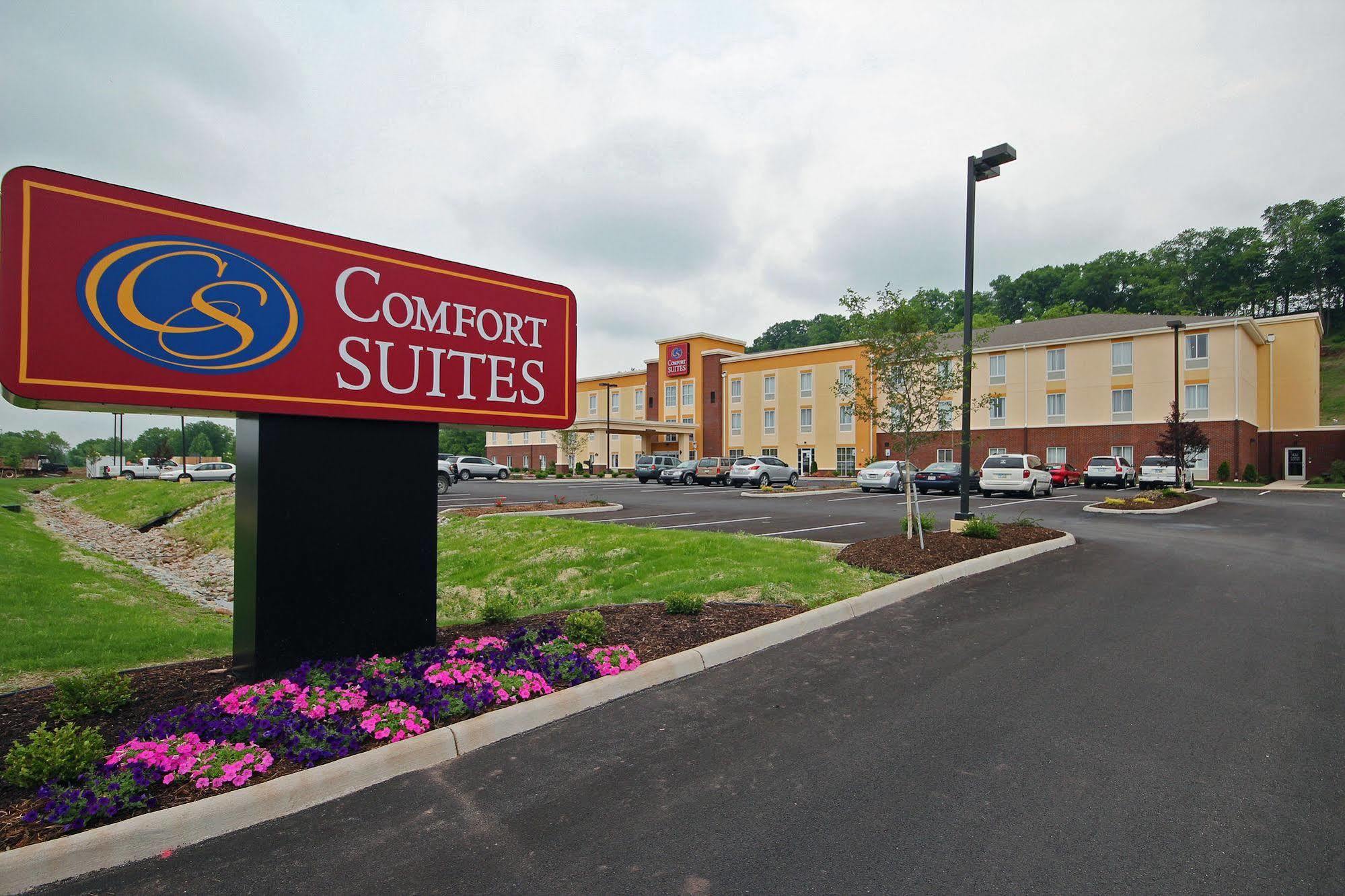 Comfort Suites Marietta-Parkersburg Extérieur photo